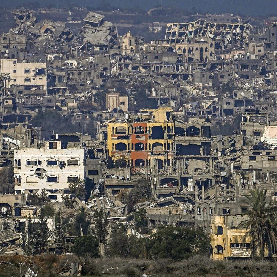 Israeli airstrike hits a Gaza humanitarian zone as Netanyahu OKs a delegation to talks in Qatar